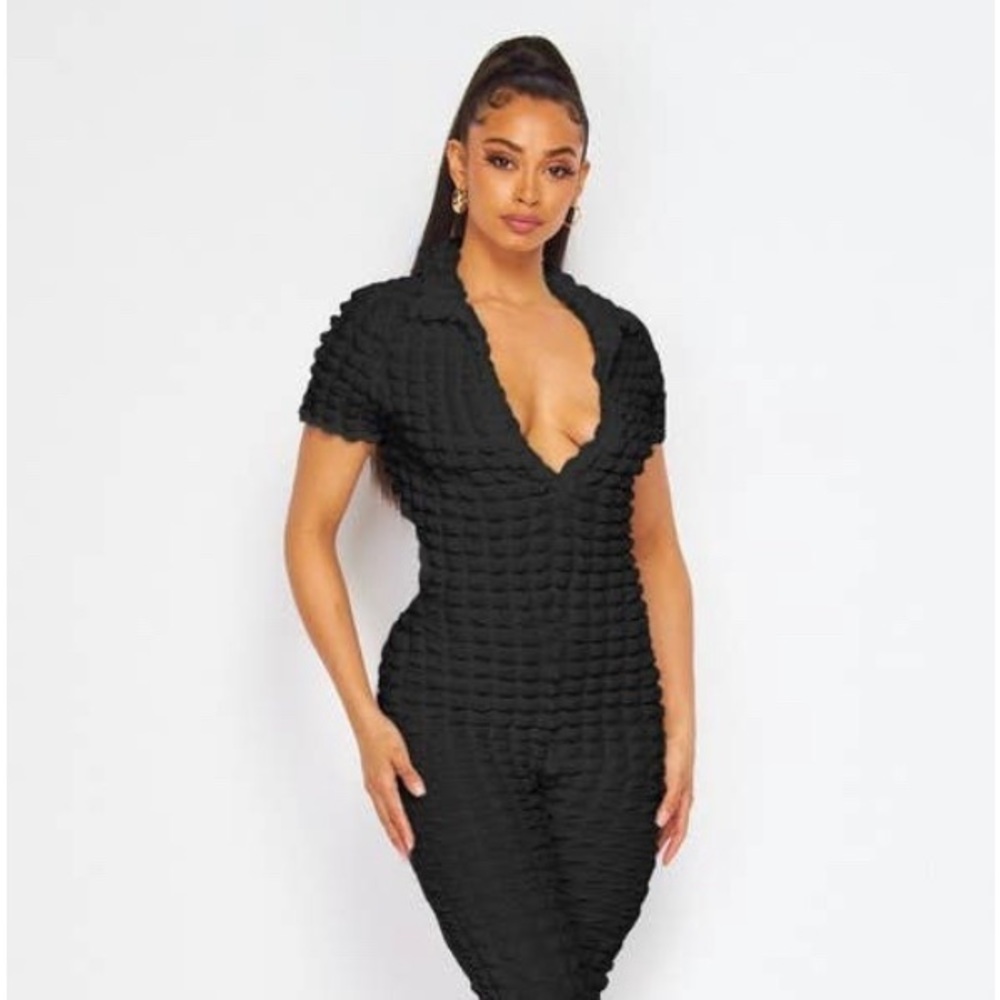 Black Bubble back-out romper